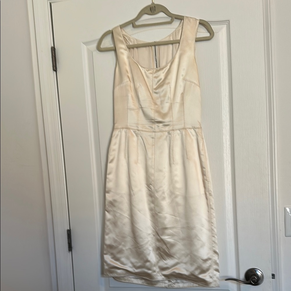 Dolce & Gabbana Cream Sleeveless Dress